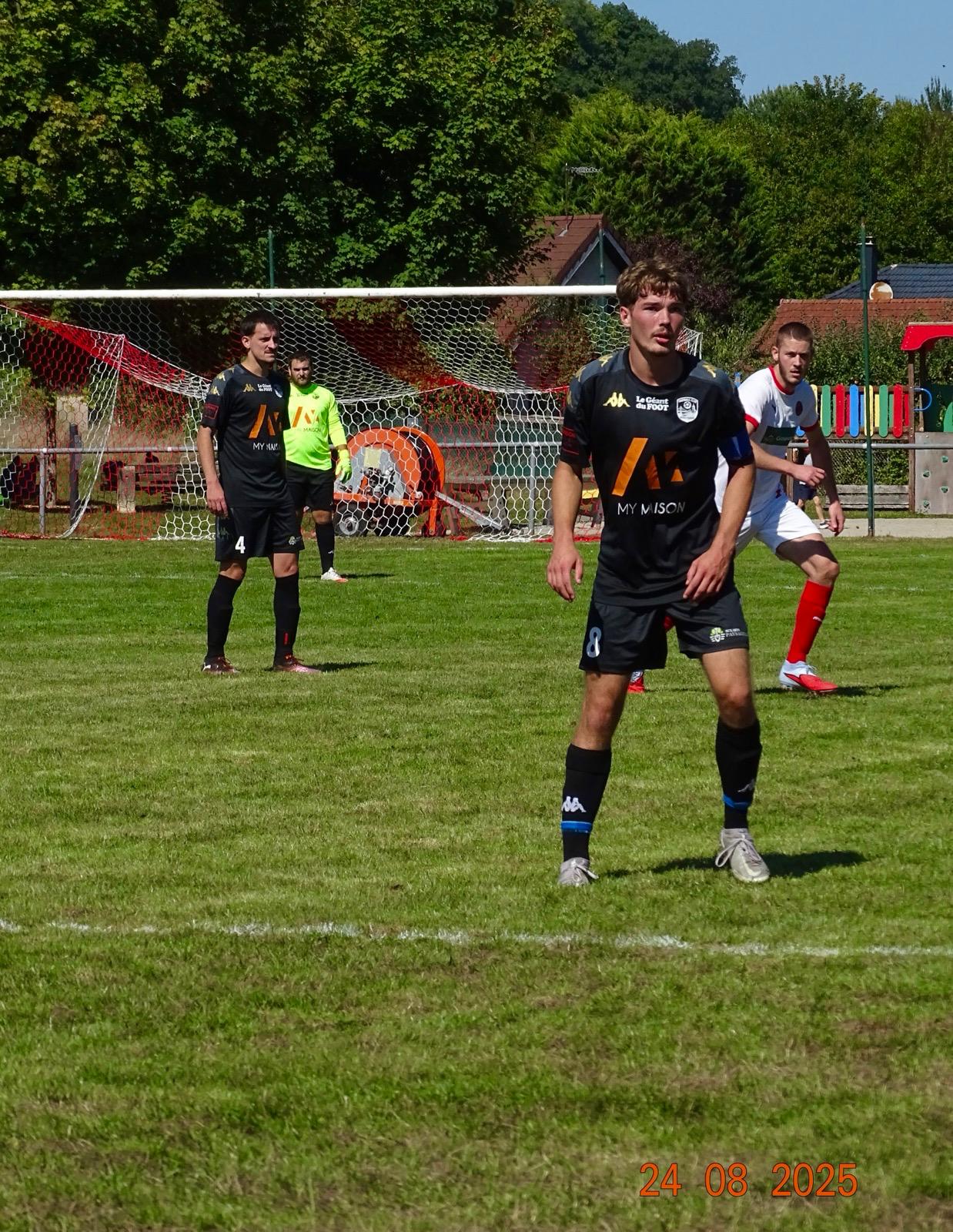 Premier match officiel